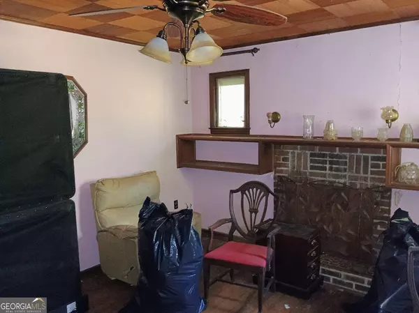 Albany, GA 31705,913 Bass DR