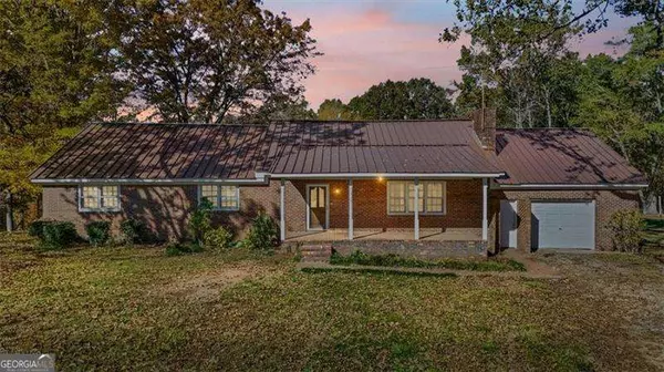 110 Williams RD SE, Silver Creek, GA 30173