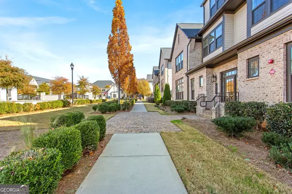 Atlanta, GA 30339,3933 Danube LN #222