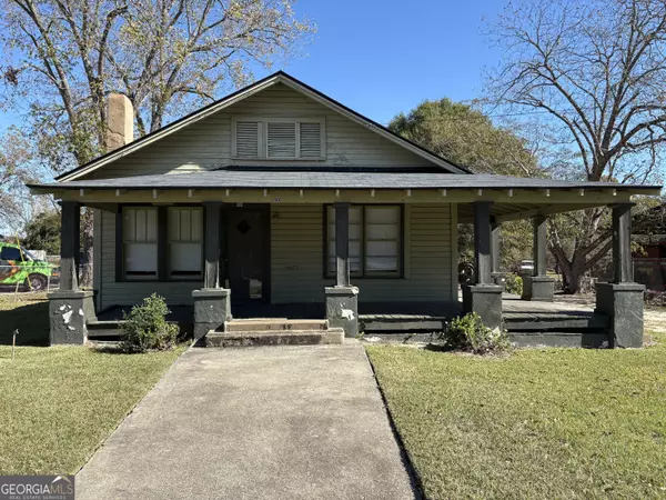 1108 College ST, Eastman, GA 31023