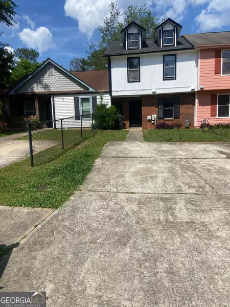 8238 Canyon Forge DR, Riverdale, GA 30274