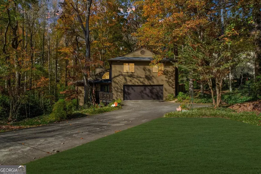 4274 Loch Highland Pkwy NE, Roswell, GA 30075