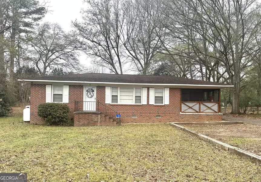 70 Bowers ST, Royston, GA 30662