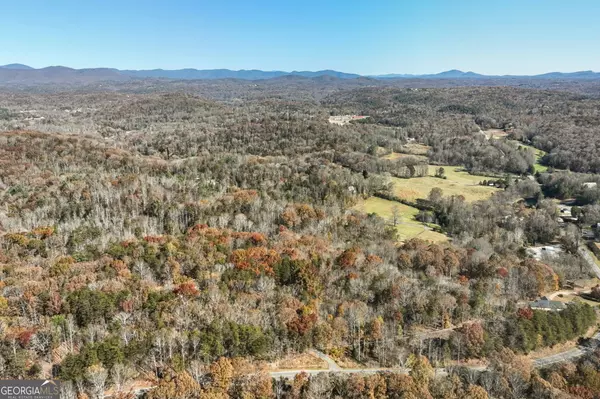 Dahlonega, GA 30533,1202 Oak Grove RD