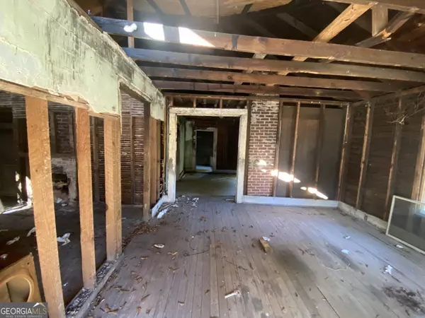 Macon, GA 31206,823 Ponce De Leon AVE