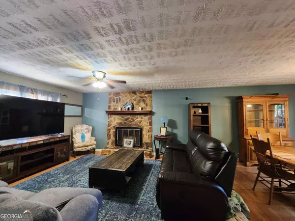 Douglasville, GA 30135,4092 Yeager RD