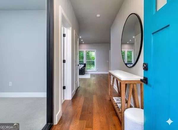 Marietta, GA 30060,419 Mcinnes CIR SE