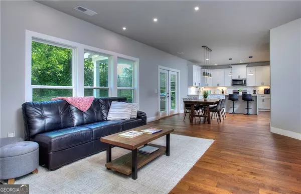 Marietta, GA 30060,419 Mcinnes CIR SE