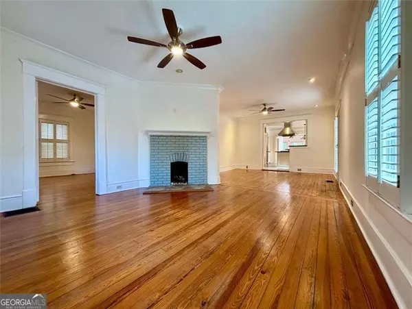 Decatur, GA 30030,221 MOUNTAIN VIEW ST