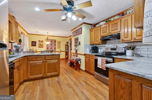 Loganville, GA 30052,3461 Camelot WAY