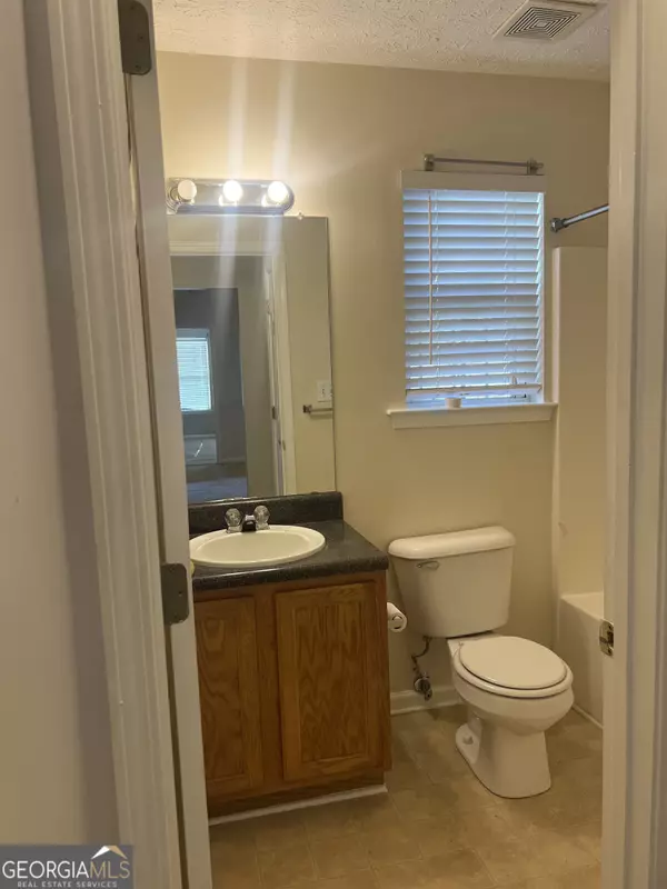 South Fulton, GA 30349,5490 Twin Lakes DR