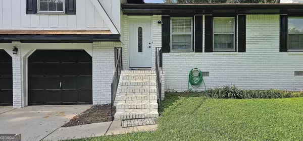 Lawrenceville, GA 30044,2611 Kings CIR