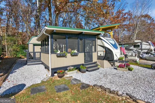 Cleveland, GA 30528,324 Leisure Acres Dr