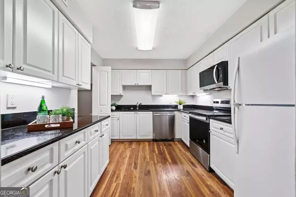 717 Beaufort CIR, Duluth, GA 30096