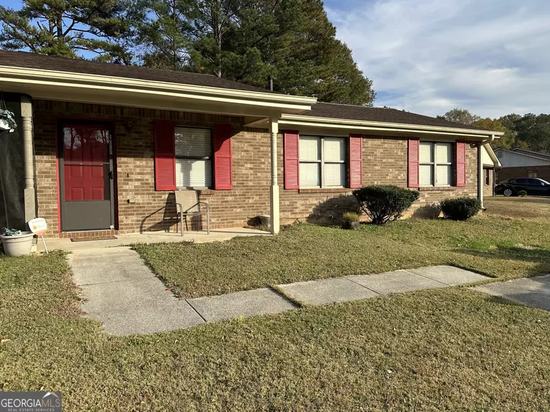 1050 Green Valley DR NW, Conyers, GA 30012