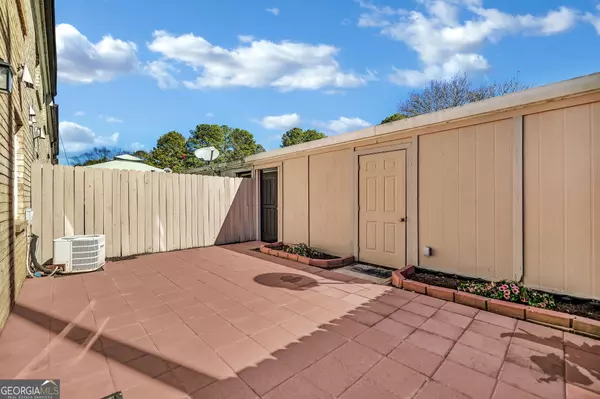 Sandy Springs, GA 30350,350 Winding River DR #F