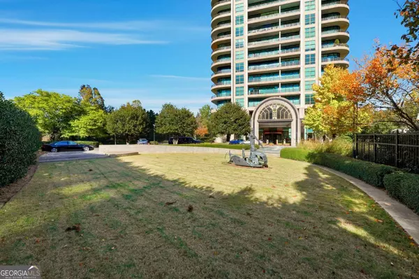 Atlanta, GA 30326,750 Park AVE NE #37E