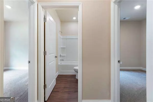 Waleska, GA 30183,218 Chickasaw DR