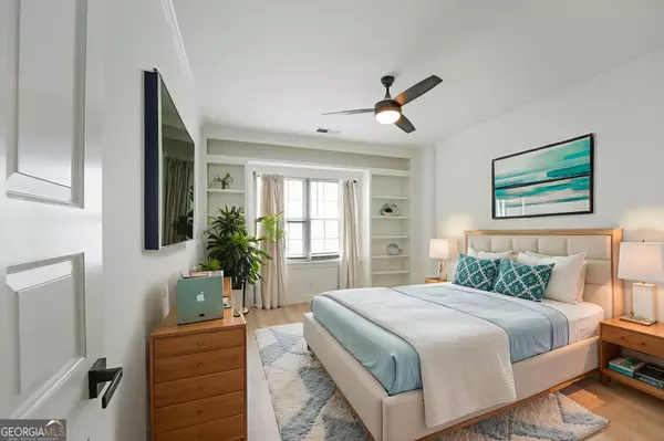 Atlanta, GA 30319,3649 Peachtree RD NE #305