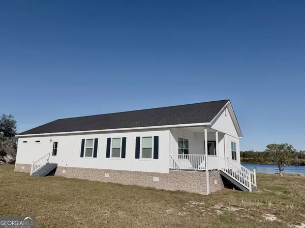 Alma, GA 31510,151 Lake Gloria LN