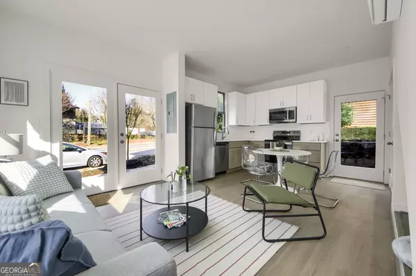 Atlanta, GA 30310,1070 Dill AVE SW #201