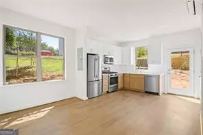 Atlanta, GA 30310,1070 Dill AVE SW #201