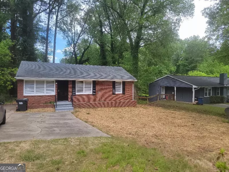 2457 Old Colony RD, East Point, GA 30344