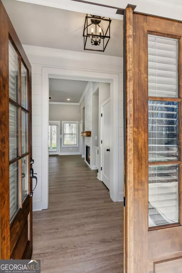 Clarkesville, GA 30523,196 Red June LN