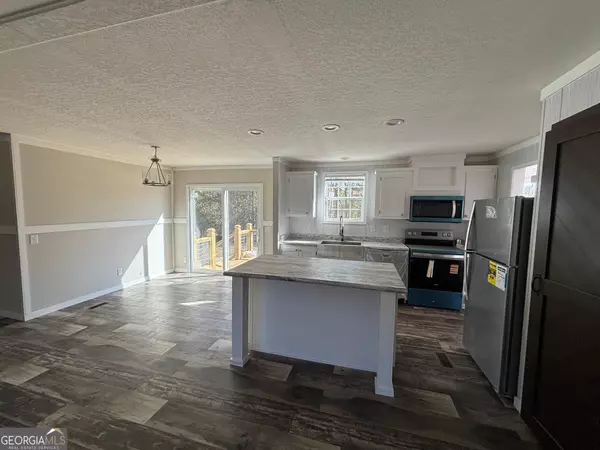 Cleveland, GA 30528,112 Thomason RD