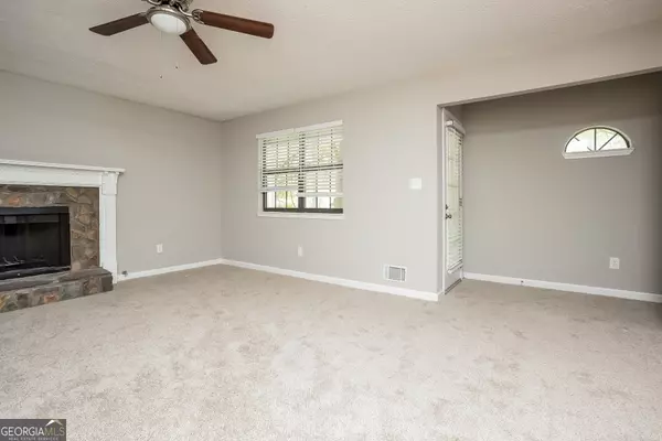 Fayetteville, GA 30215,140 Paces WAY