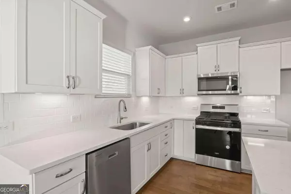 Fairburn, GA 30213,488 Village LN