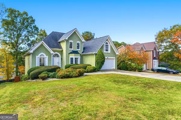 325 Riverbirch LN, Lawrenceville, GA 30044