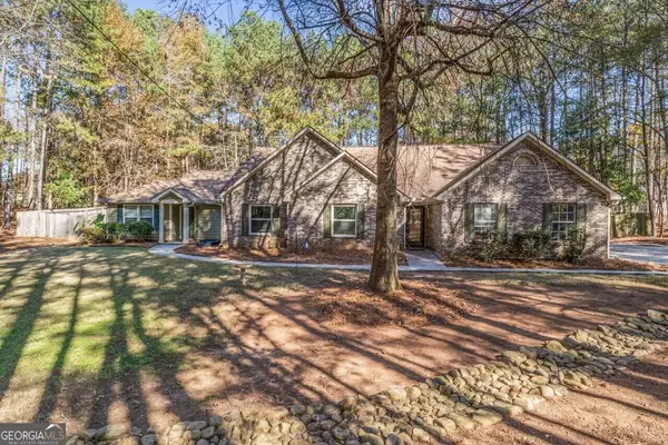 120 Wintergreen CT, Covington, GA 30016