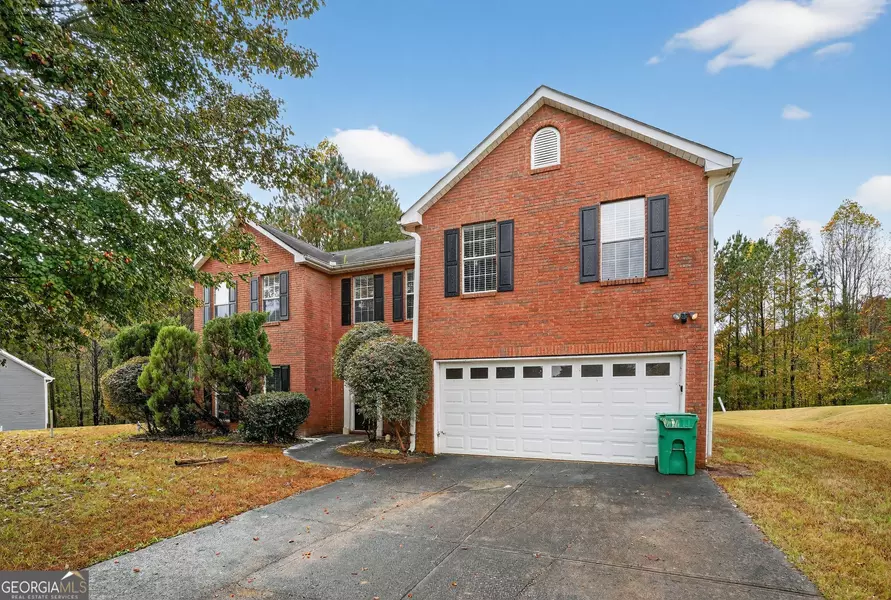 3881 Wolverton CIR, Lithonia, GA 30038