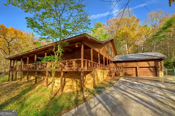 200 Lookiba LN, Ellijay, GA 30540
