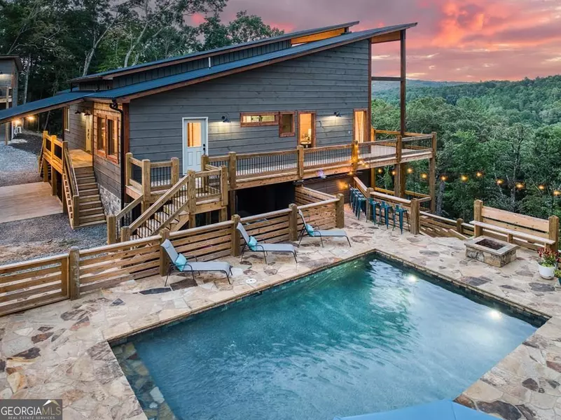 381 Mountain Rivers LN, Mineral Bluff, GA 30559