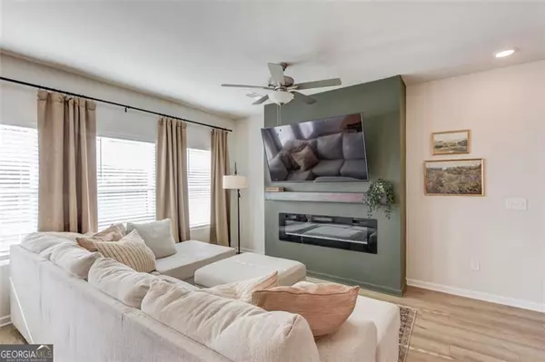 Hoschton, GA 30548,68 REGENT PARK