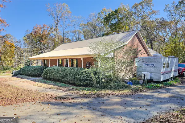 760 Breedlove RD, Ball Ground, GA 30107