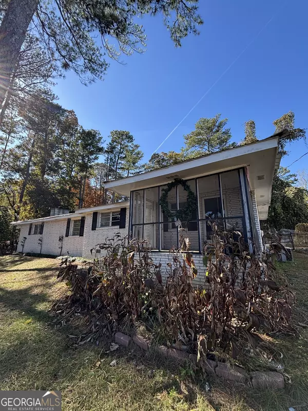 6111 Johnson RD, Riverdale, GA 30274