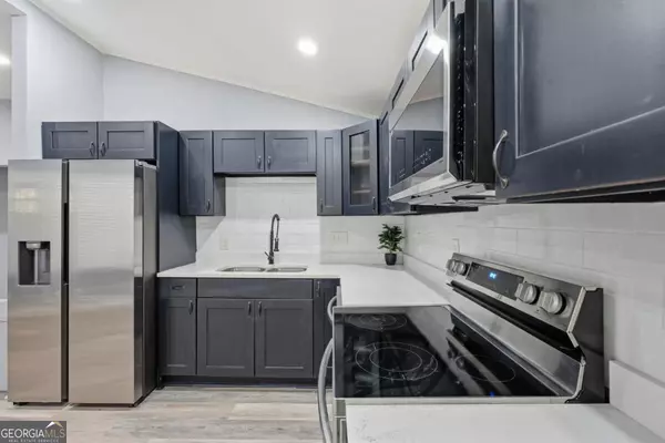 East Point, GA 30344,3154 McKenzie RD