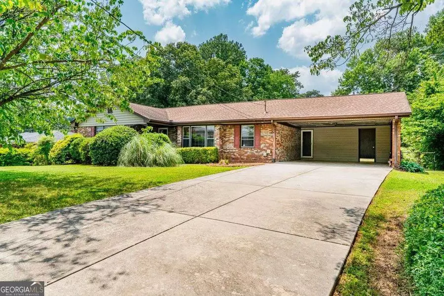 3854 Ridgewood DR SE, Smyrna, GA 30080