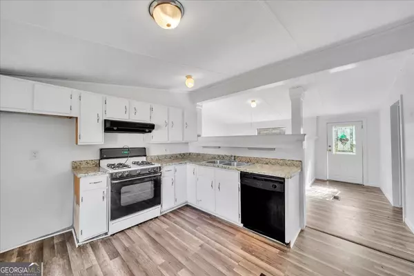 Forsyth, GA 31029,1663 Smith RD