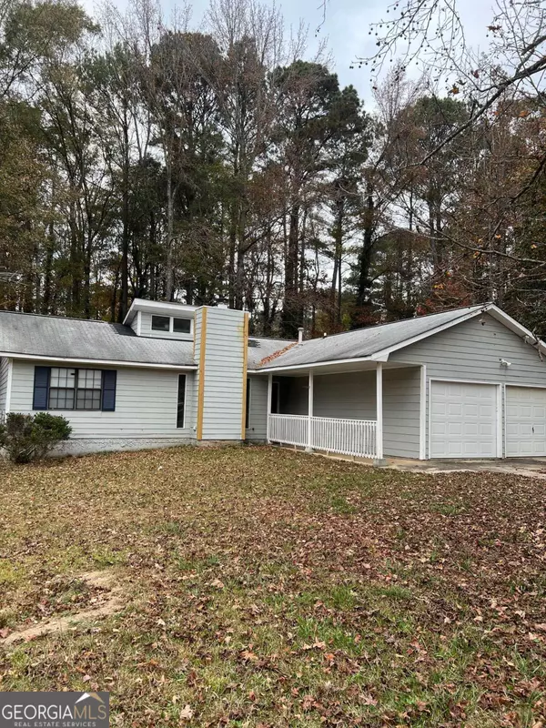 9579 Briar Creek LN, Jonesboro, GA 30238