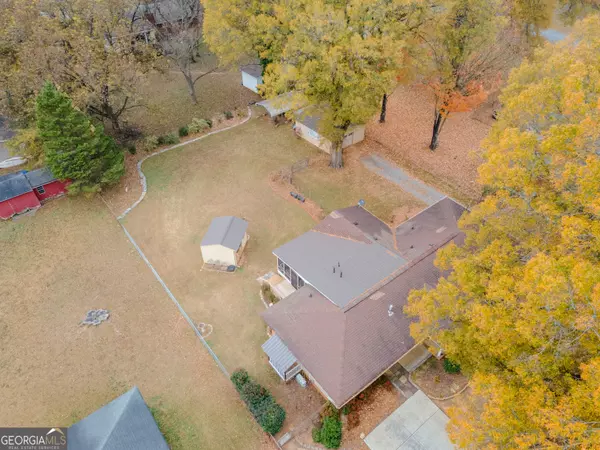 Cartersville, GA 30120,220 Dogwood DR