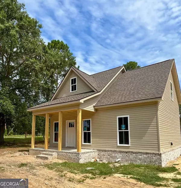 124 Woods AVE, Portal, GA 30450