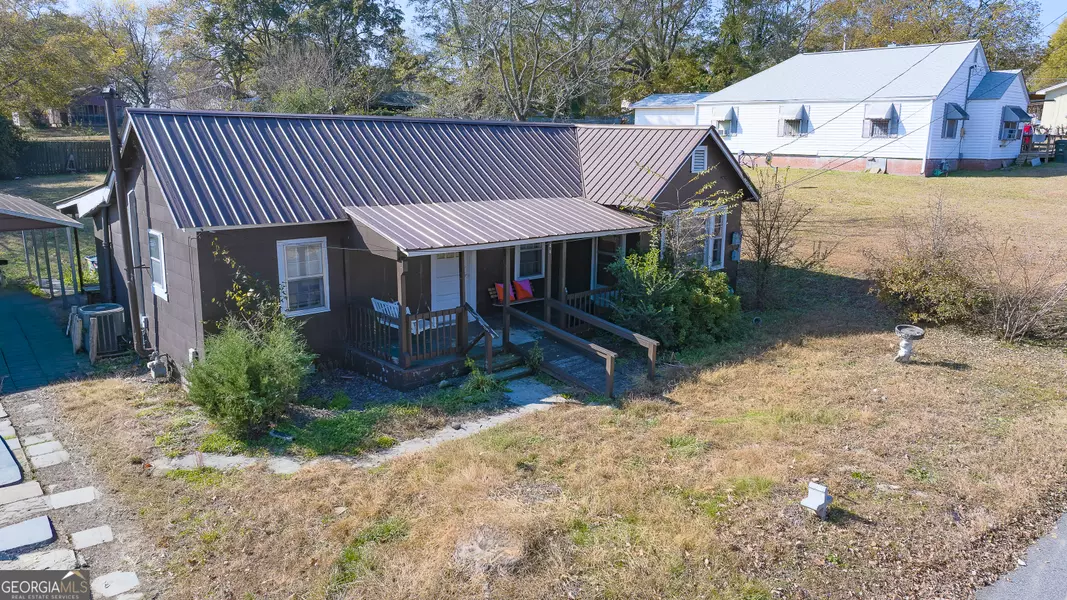 44 Clairmont AVE, Elberton, GA 30635