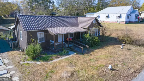 44 Clairmont AVE, Elberton, GA 30635