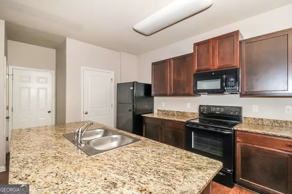 Riverdale, GA 30296,2944 S South HLS