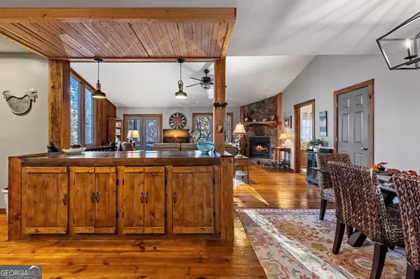 Morganton, GA 30560,90 Hay LN