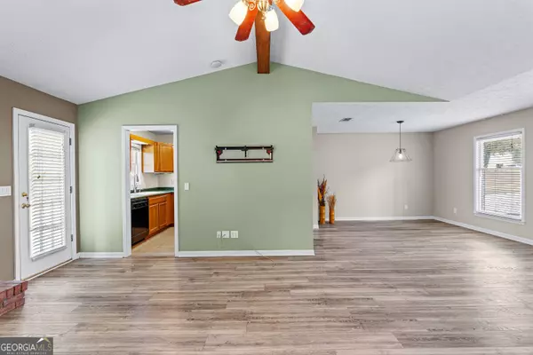 Newnan, GA 30265,18 Eastwood DR